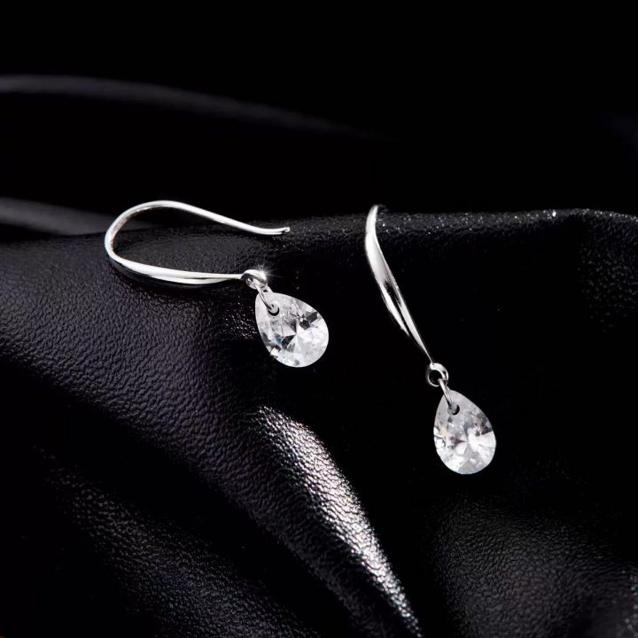 FirstMadam 14K White Gold Earrings 1.3 CT VS Lab Grown Diamonds for Wedding Engagement or Anniversary FirstMadam 14K White Gold Earrings 1.3 CT VS Lab Grown Diamonds for Wedding Engagement or Anniversary