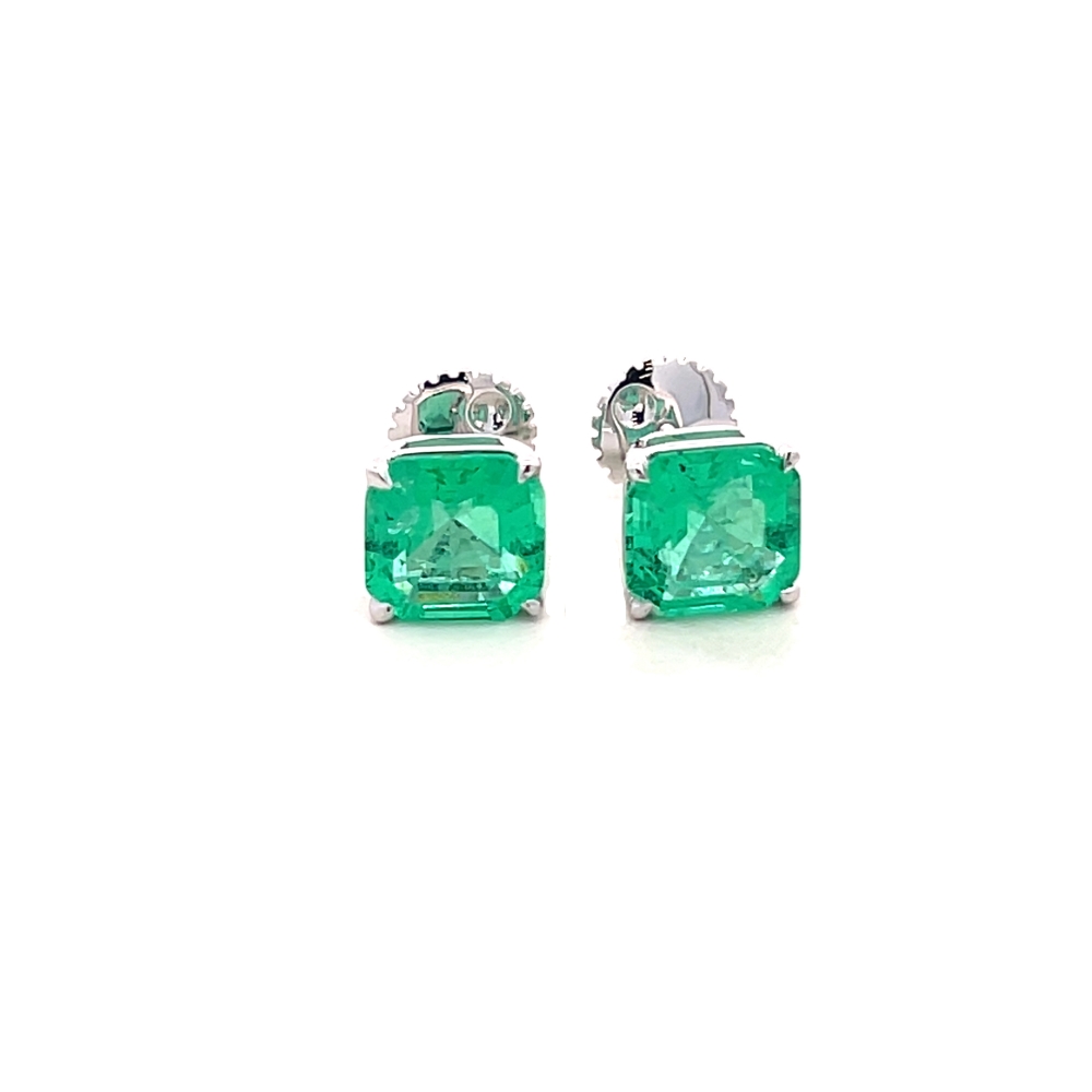 DiomandX 14K Solid Gold Lab Created Emerald Stud Earrings Timeless Cushion Cut 4 Prong Exquisite Screw Back Earrings3