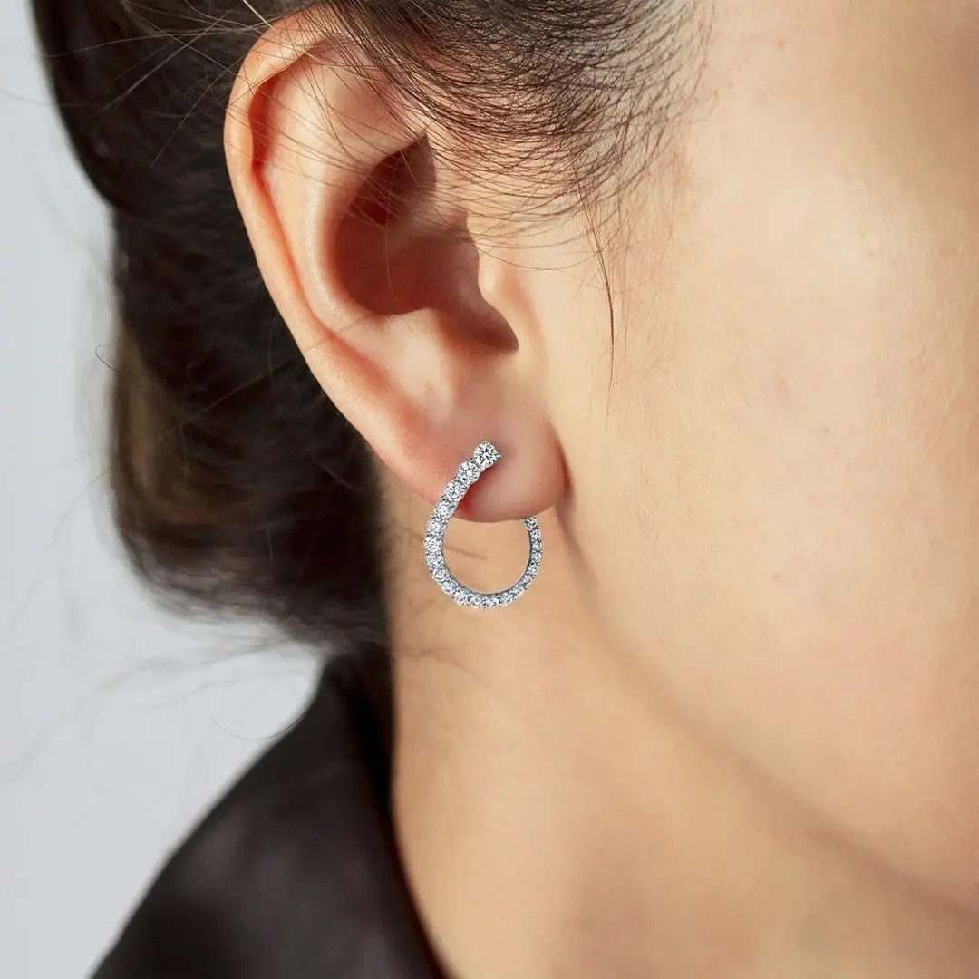 Lab Grown Diamond Open Circle Hoop Earrings In 18K Gold Lab Grown Diamond Open Circle Hoop Earrings In 18K Gold