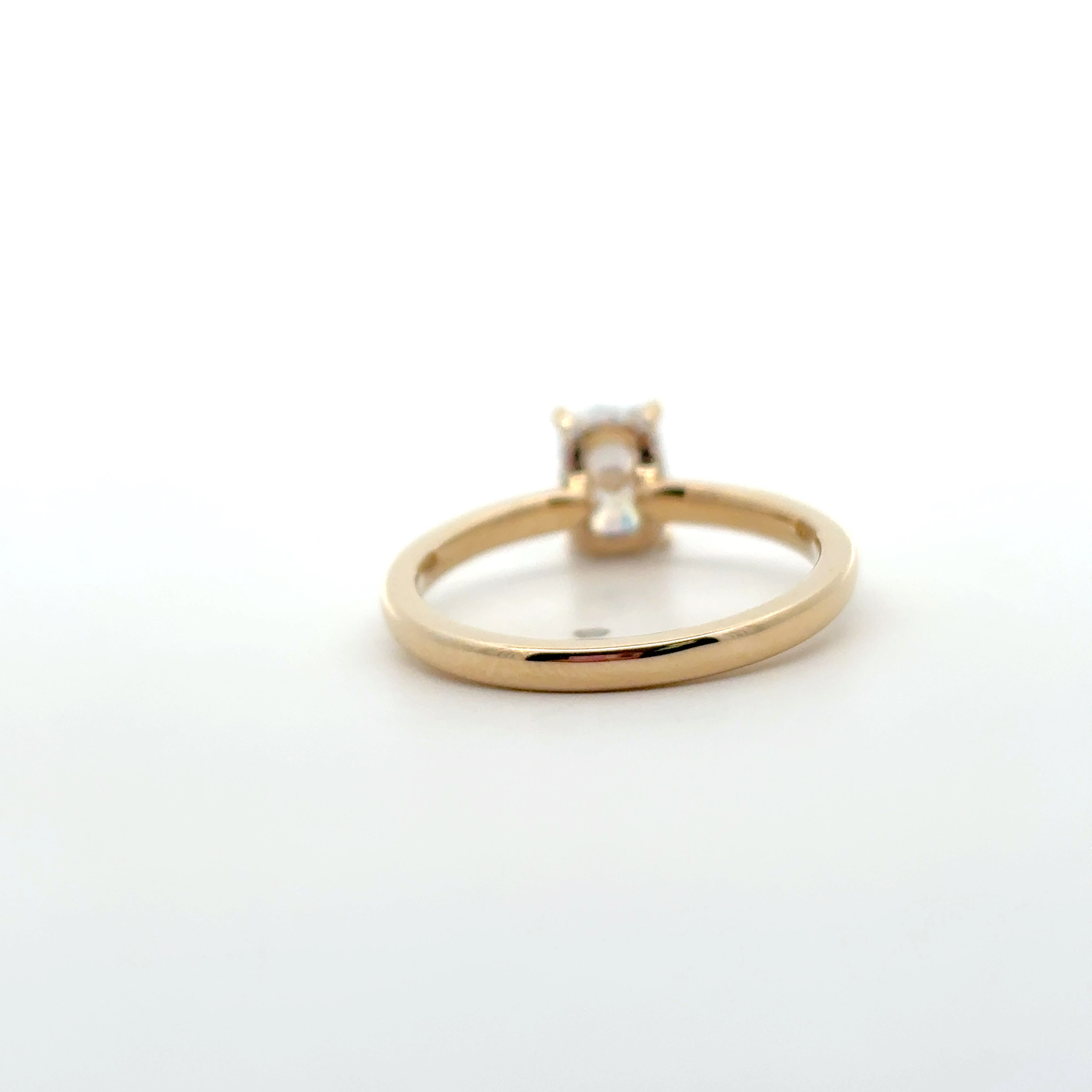 FirstMadam Custom Made Round Cut 1CT Solitaire Lab Diamond Ring FirstMadam Custom Made Round Cut 1CT Solitaire Lab Diamond Ring