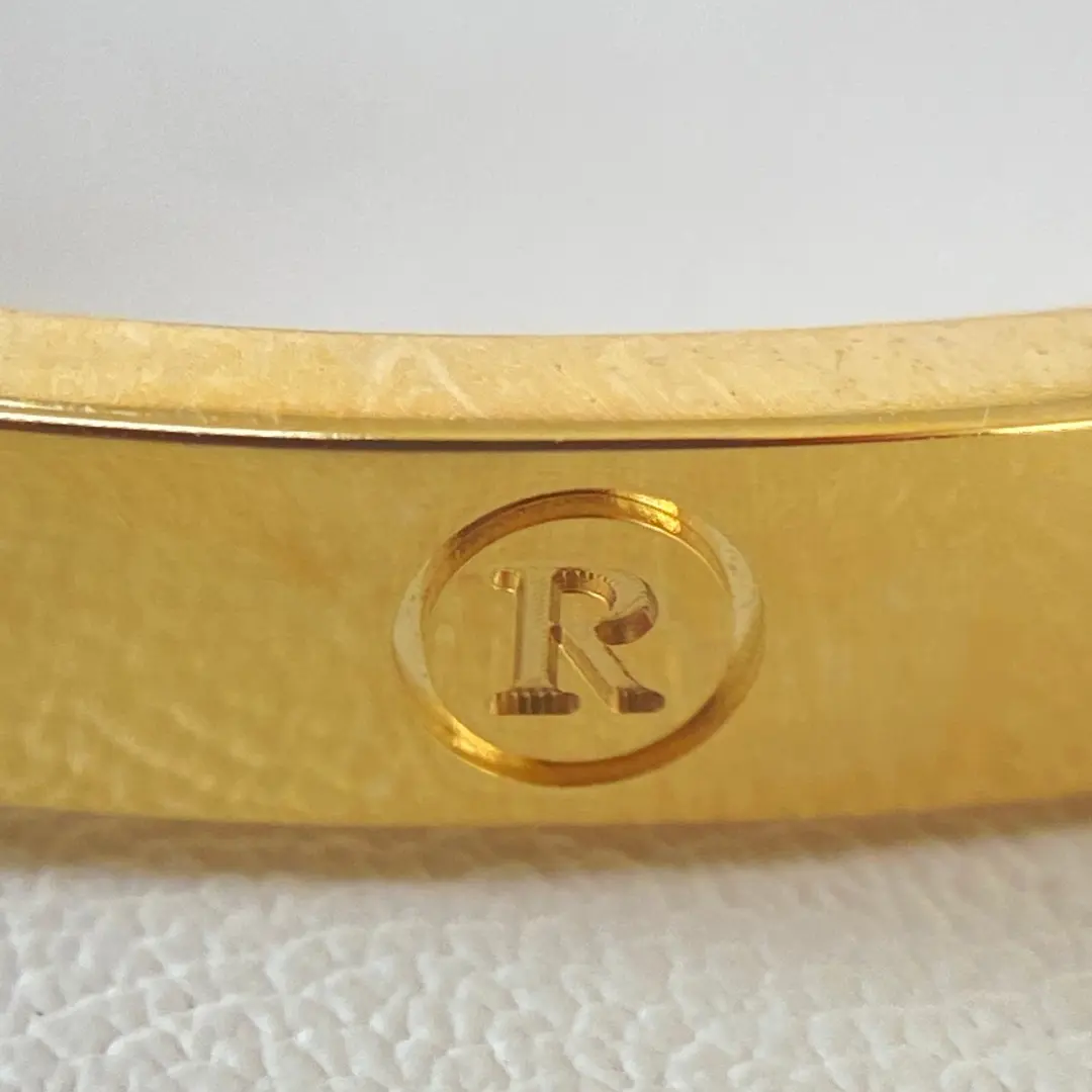 14K Yellow Gold Bangle Bracelet Engraved Letter R Ladies Real Gold Jewelry (2) 14K Yellow Gold Bangle Bracelet Engraved Letter R Ladies Real Gold Jewelry