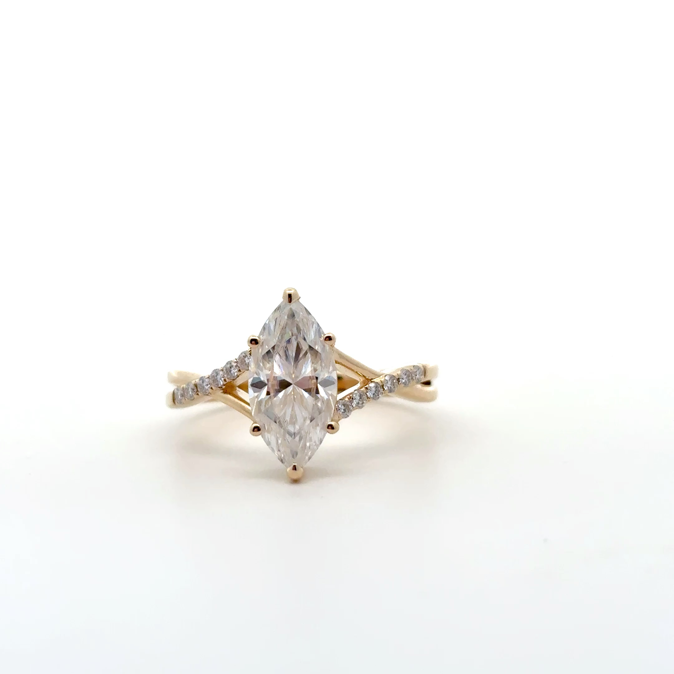 FirstMadam Custom 14K Yellow Gold Cross Lab Diamond Ring
