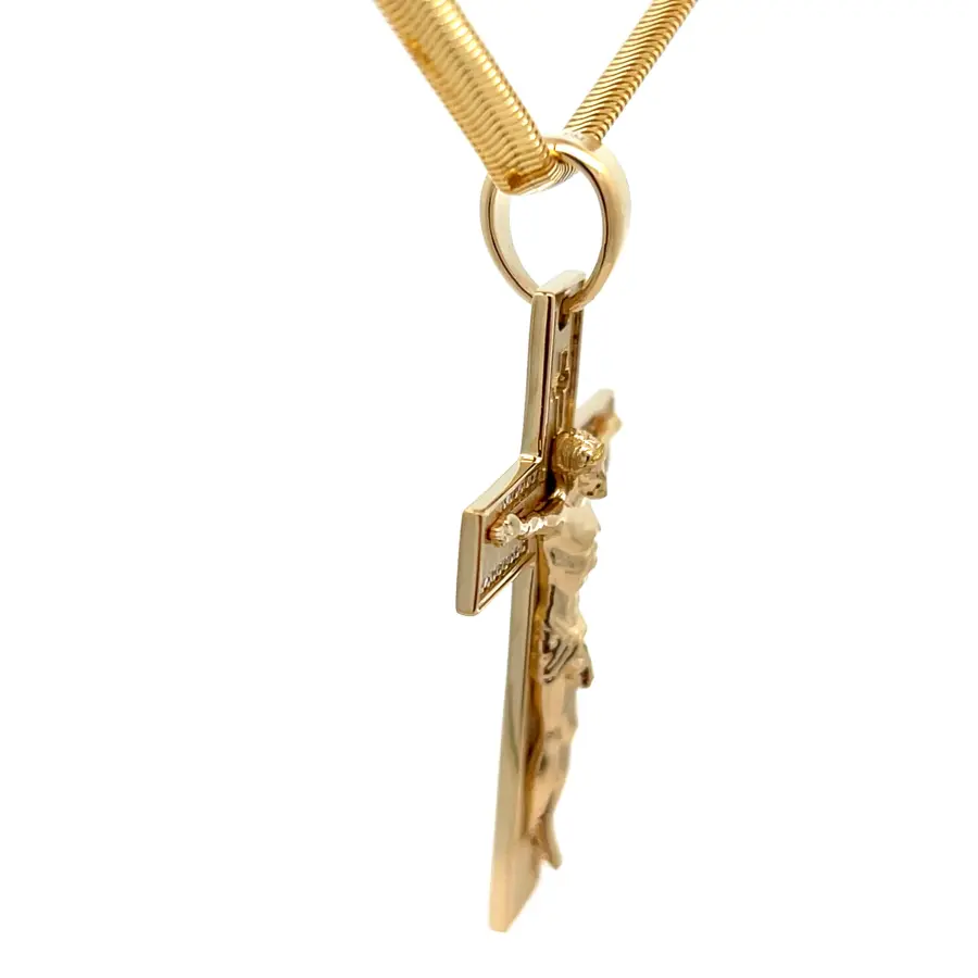 FirstMadam Custom 18K Yellow Gold Jesus on the Cross Lab Diamond Pendent Necklace Factory Price (4) FirstMadam Custom 18K Yellow Gold Jesus on the Cross Lab Diamond Pendent Necklace Factory Price