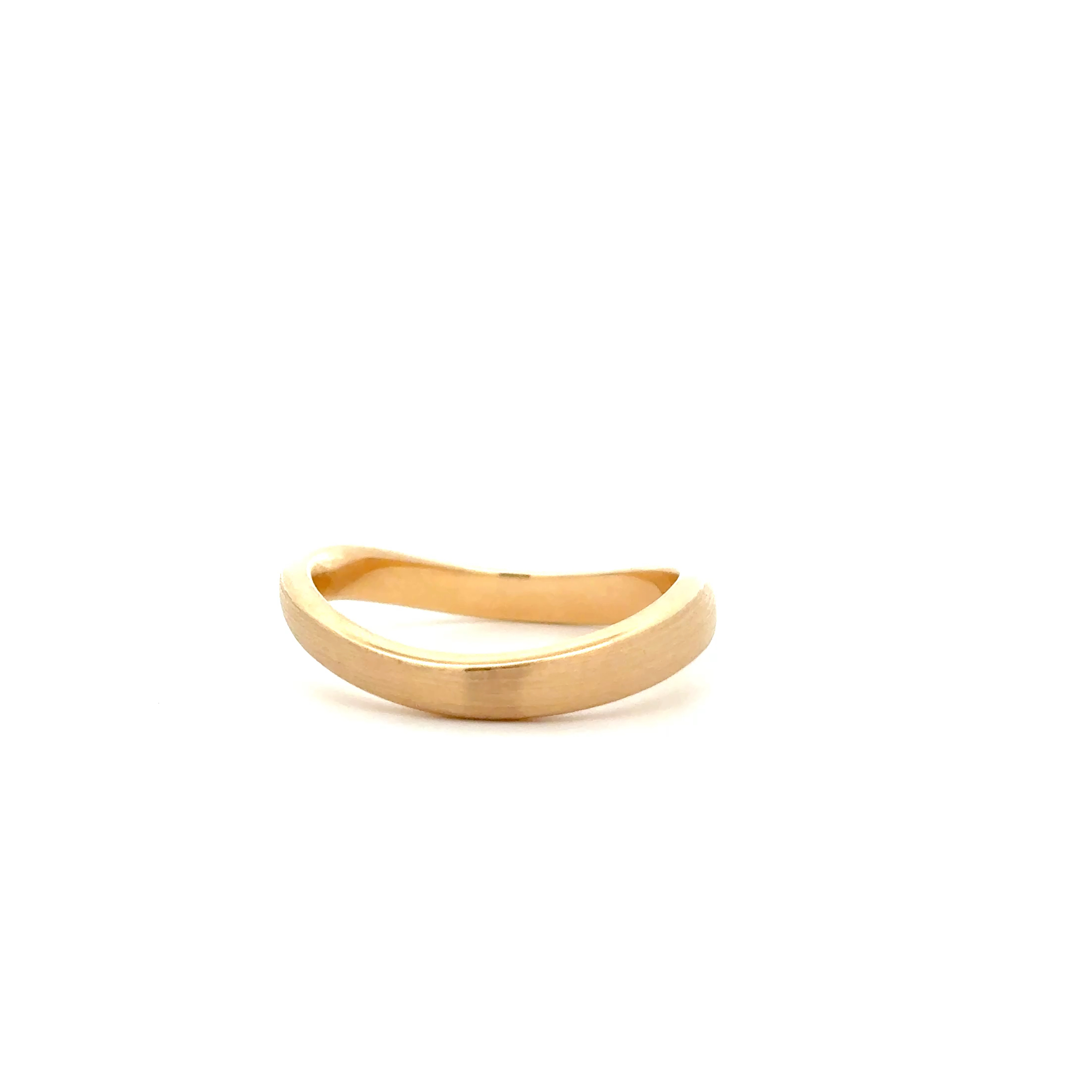FirstMadam Custom Curved Wave Band 14K Yellow Gold Brushed Stacking Ring