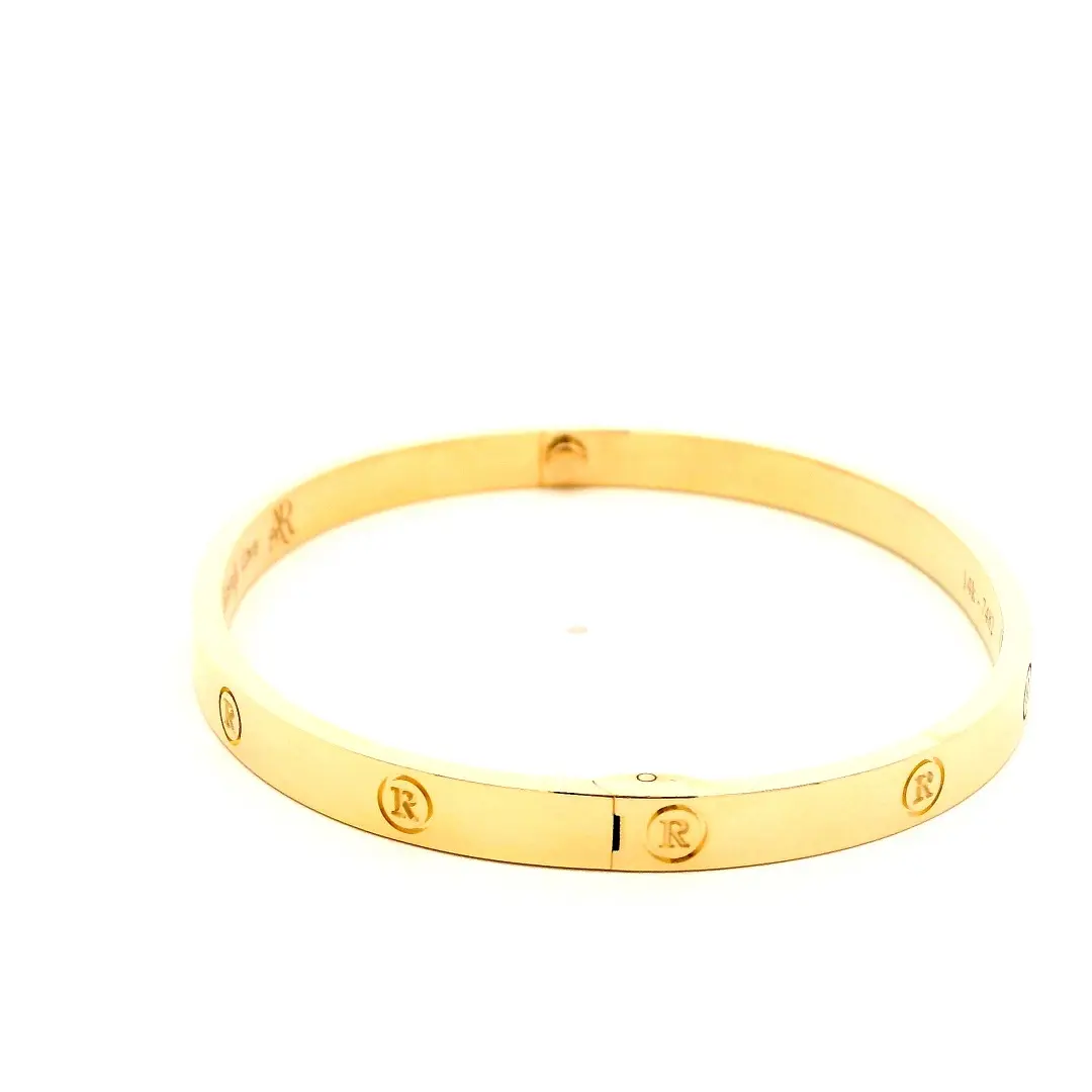 Women 14K Yellow Gold Bracelet Hinged Bangle With Engraved Letter R Pattern Women 14K Yellow Gold Bracelet Hinged Bangle With Engraved Letter R Pattern